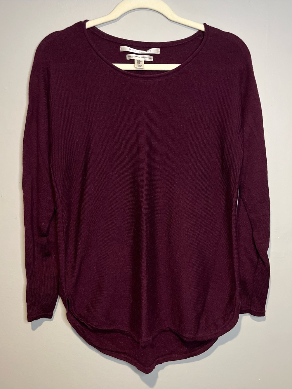 Max Studio Women's Plum Sweater Long Sleeve 100% Extrafine Merino Wool Size M